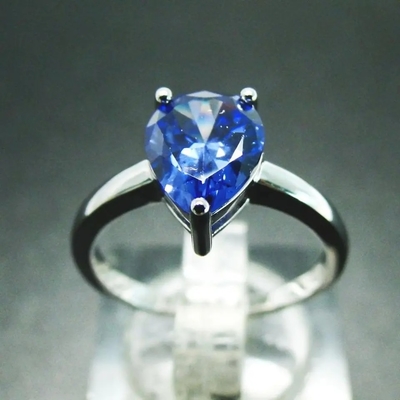Anel de noivado elegante do casamento do solitário da forma da pera de Sterling Silver Green Spinel Ring