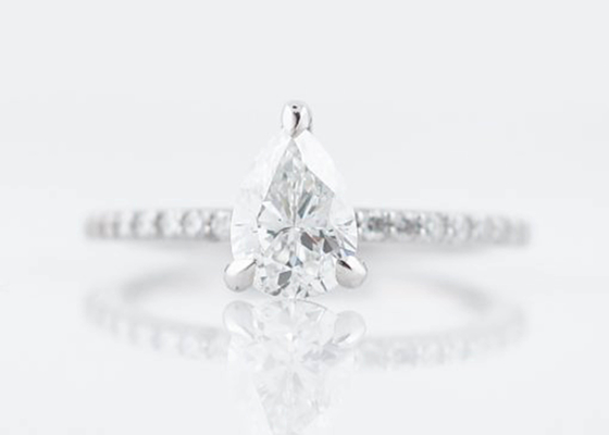 A pera real de Diamond Jewellery Ring 1.33ct do ouro branco cortou o picosegundo 6×8mm para o acoplamento