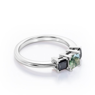 V-dente quadrado minimalista - 0,45 princesas Cut Moss Green Agate de TCW com o carvão criado laboratório - Três-pedra Engageme