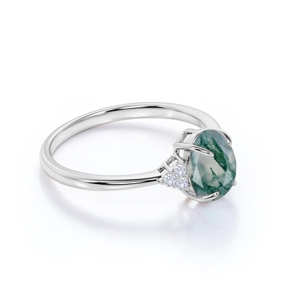 Pedra do clássico 7 corte oval Moss Green Agate e Diamond Plain Shank Wedding Ring de 1,1 quilates no ouro branco