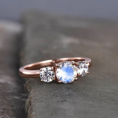 925 anel de pedra lapidado de Moonstone três do arco-íris de Sterling Silver CZ joia natural
