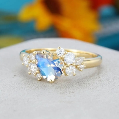 presente antigo nupcial do aniversário da promessa do ouro 14K amarelo para o anel de noivado dado forma pera de Moonstone das mulheres