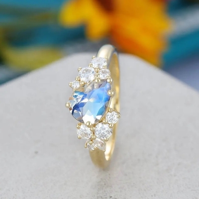 presente antigo nupcial do aniversário da promessa do ouro 14K amarelo para o anel de noivado dado forma pera de Moonstone das mulheres
