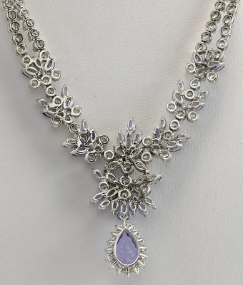 13,80 CTW ouro branco natural de Tanzanite e de Diamond Necklace In 14K