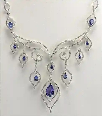 13,80 CTW ouro branco natural de Tanzanite e de Diamond Necklace In 14K