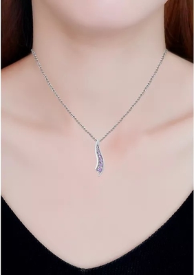 1/3 de ct. t.w. Colar do pendente da viagem da ametista 7-Stone em Sterling Silver