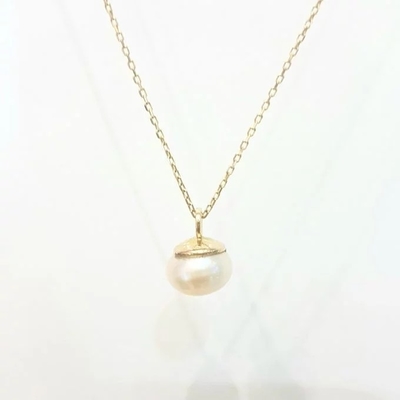 a colar do pendente 14K para mulheres é com decorado uma pérola 6MM de água doce
