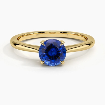 O laboratório oval azul criou a safira e o Diamond Five-Stone Ring With Silver