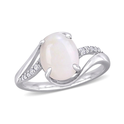 Anel Laboratório-criado oval do acento de Opal Celtic Love Knot Side em Sterling Silver