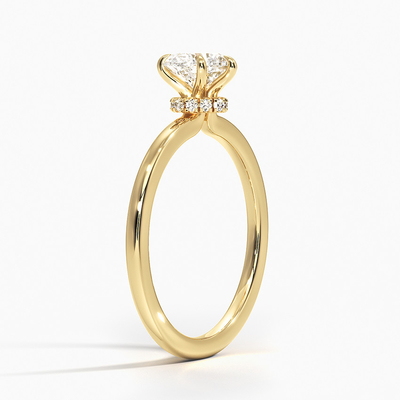 Halo escondido Diamond Elegant Engagement Ring Features secreto do halo