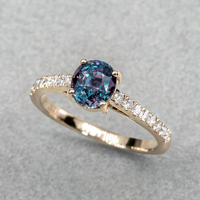 A joia de 925 Sterling Silver Synthetic Alexandrite Stone, laboratório de 8MM criou anéis do Alexandrite