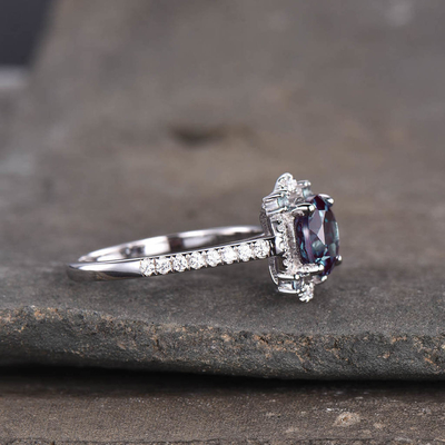 A joia de 925 Sterling Silver Synthetic Alexandrite Stone, laboratório de 8MM criou anéis do Alexandrite