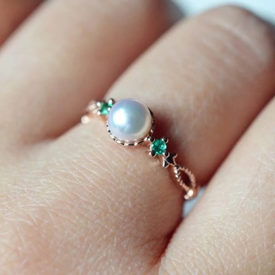 Verde cortado redondo de água doce natural chapeado Emerald Vintage Engagement Ring In Sterling Silver da pérola