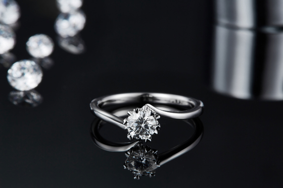 Senhora 9k em volta do anel aberto da prata da joia da grandiosidade da forma de 7.5mm Moissanite