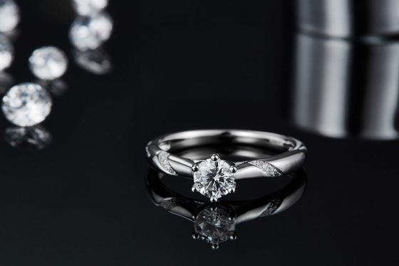 Joia por atacado 925 Sterling Silver Moissanite feito sob encomenda Ring Engagement de Moissanite