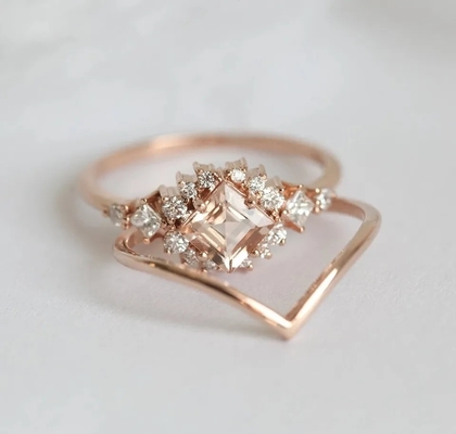 O ouro de 925 Sterling Silver Fascination Pretty Rose chapeou o halo efervescente fino Ring Set do Morganite