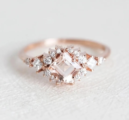 O ouro de 925 Sterling Silver Fascination Pretty Rose chapeou o halo efervescente fino Ring Set do Morganite