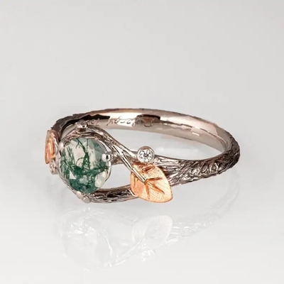 O círculo 925 verde de prata deu forma à aliança de casamento original da venda de Moss Crystal Meaning Agate Jewelry For