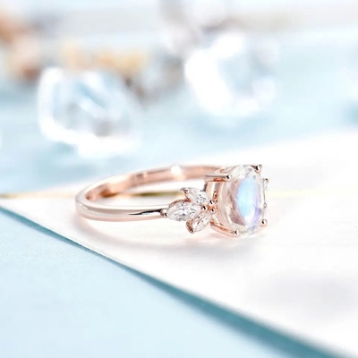 As mulheres 925 Sterling Silver Bridal Marquise Jewelry do ouro de Rosa lapidaram o acoplamento oval Ring For Women de Moonstone do corte