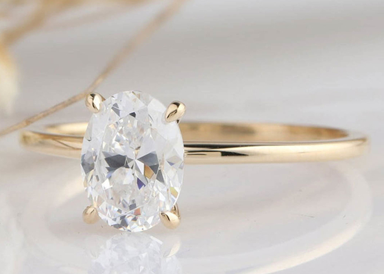 tamanho crescido laboratório cortado oval do material 0.7×0.9cm do ouro do anel 14K de 1.5ct Moissanite