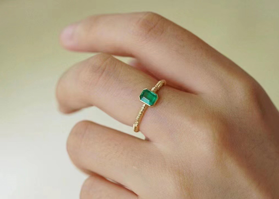 0.51ct Emerald Ring verde natural, 18K ouro Diamond Ring para o casamento