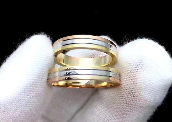 Anel de ouro da cor do ajuste 3 do dente, ODM do OEM da aliança de casamento do ouro 18k