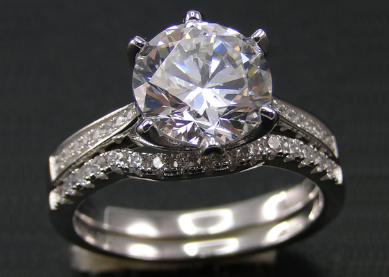 Corte brilhante Diamond Ring 1.25CT do círculo 1PCS, 18k ouro branco Ring Set For Women