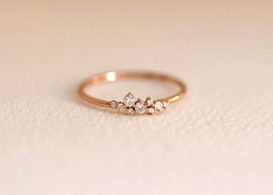 ODM real contínuo de 14K Diamond Jewellery Ring Brilliant Cut para o aniversário