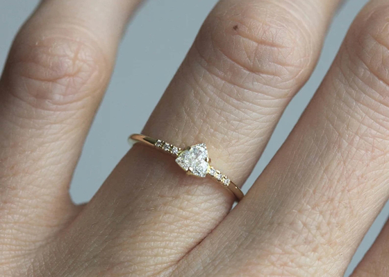 Forma Diamond Jewellery Ring real com o ODM da pedra do triângulo de 4×4mm