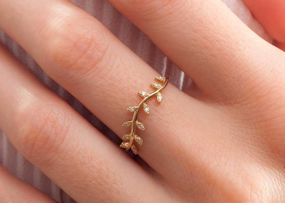 14K o ouro amarelo Olive Branch Diamond Ring Round cortou o tamanho de 1.2mm