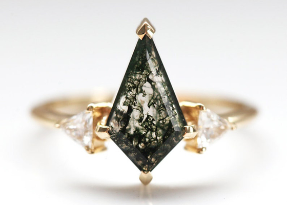 Triângulo Moss Agate Engagement Ring natural, ODM do OEM de Ring With Diamonds do ouro 9k