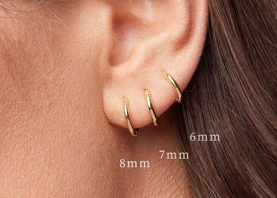 brincos de Huggie do ouro 9k de 6mm 12mm, OEM dos brincos da aro de Huggie da guloseima de 10mm
