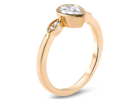 anel de Moissanite do ouro de 0.77carat 10k, dimensão do anel de noivado 5×7mm do solitário do ouro