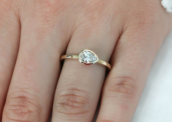aliança de casamento do ouro 0.77ct amarelo, anel de noivado do grupo da moldura do ODM para a senhora